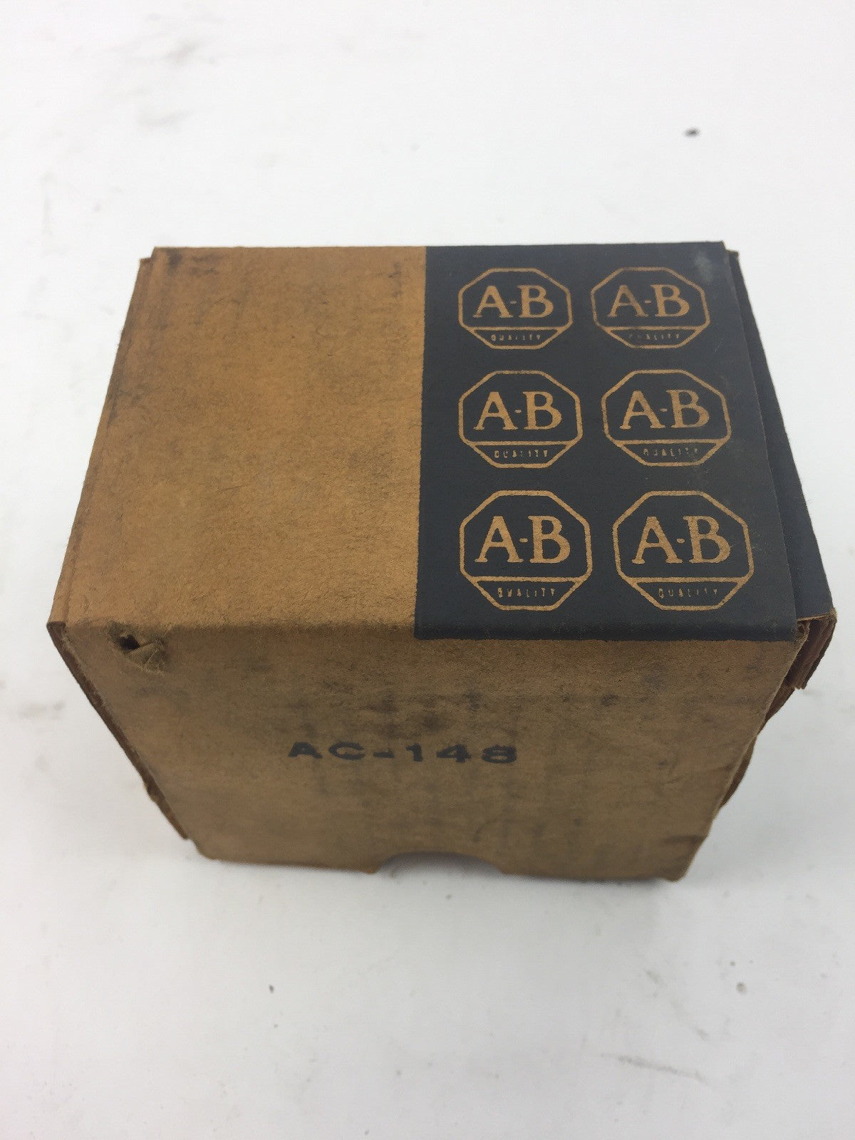 ALLEN BRADLEY 860-DOD106 AC SOLENOID 120V 60HZ 110V 50 HZ SIZE 3 STROKE PUSH-PUL