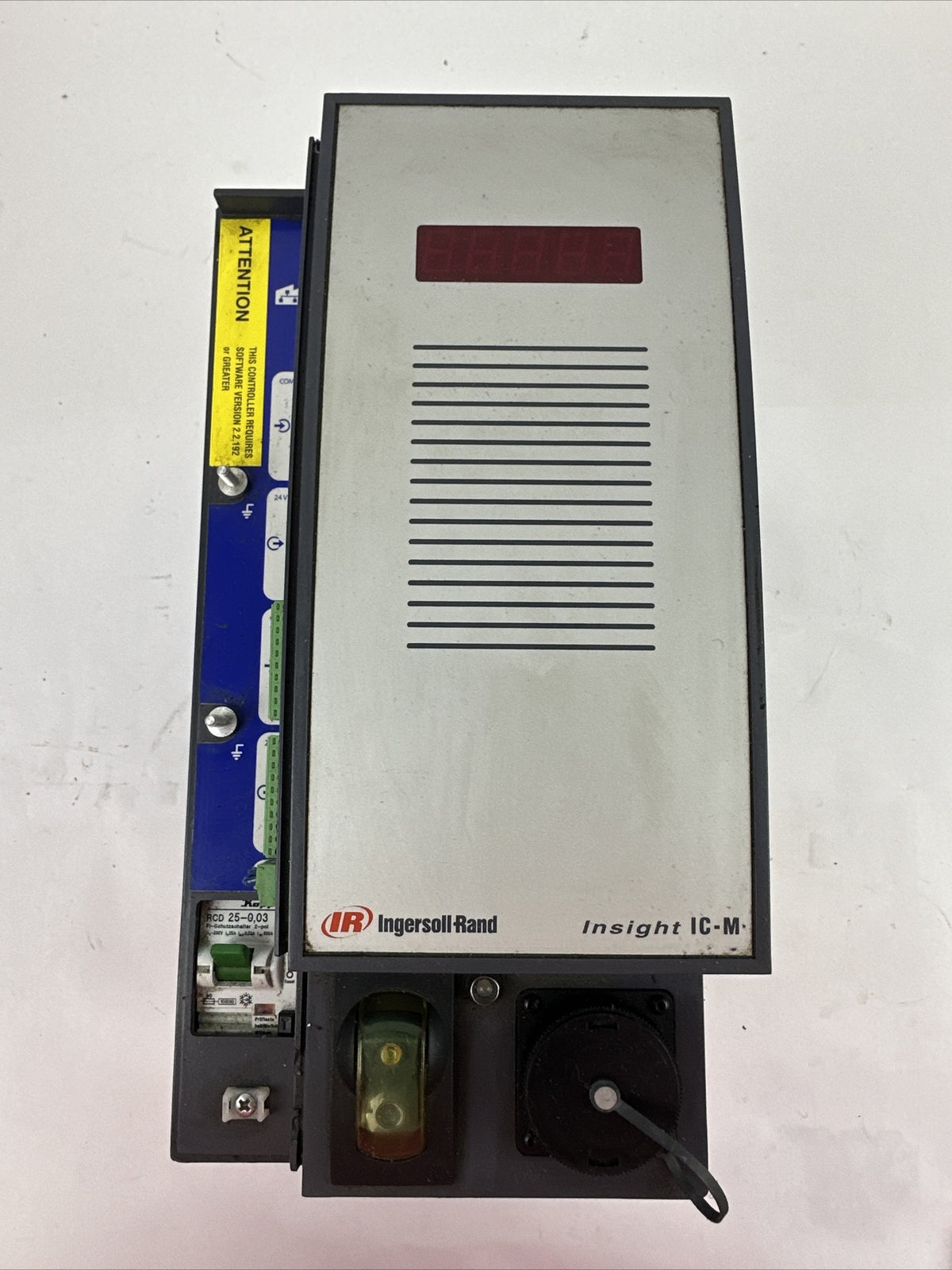 INGERSOLL RAND IC12M1A1AWS INSIGHT IC CONTROLLER 230VAC 8A 120VAC 16A 50/60HZ