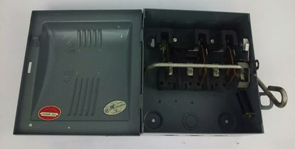 WESTINGHOUSE CAU-321 SAFETY SWITCH,  30A, 240V, STD HP 7.5 AC, 3P, TYPE ND, NEW