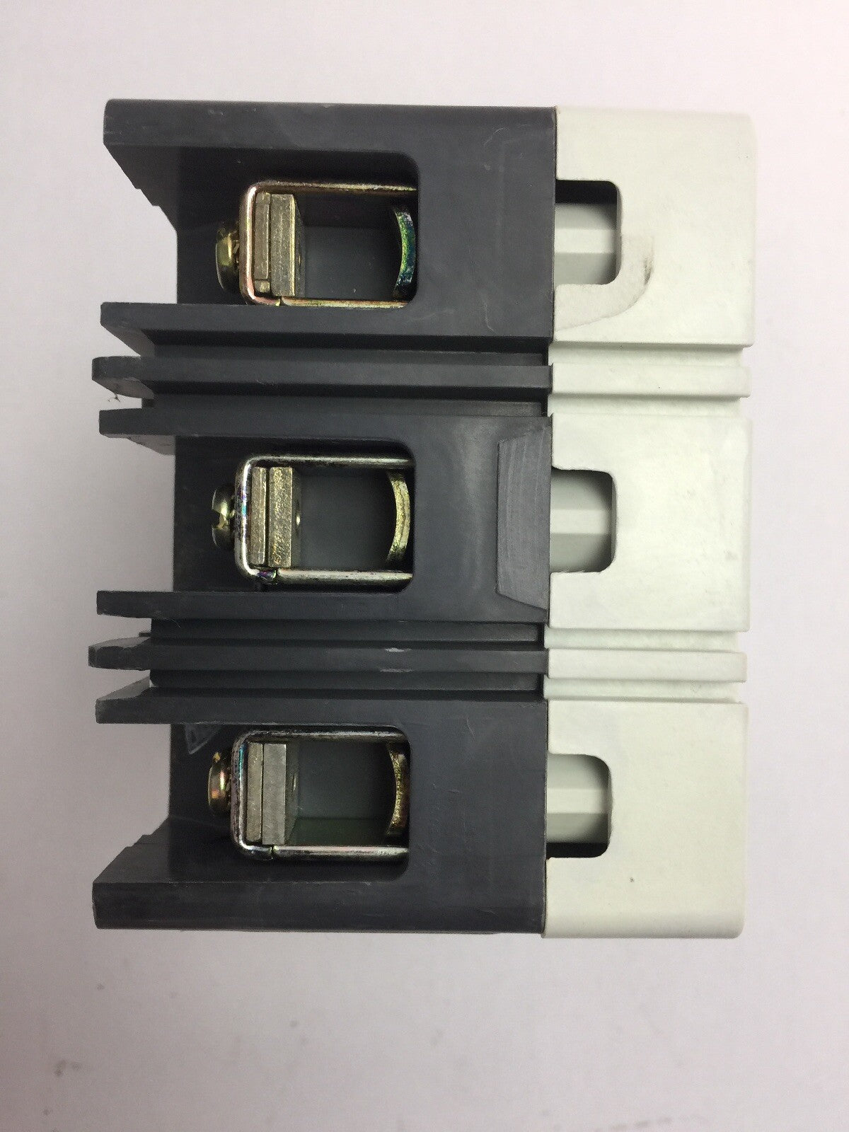 CUTLER-HAMMER HMCP003A0CJ01 MOTOR CIRCUIT PROTECTOR 600VAC 250VDC 3AMP SERIES C