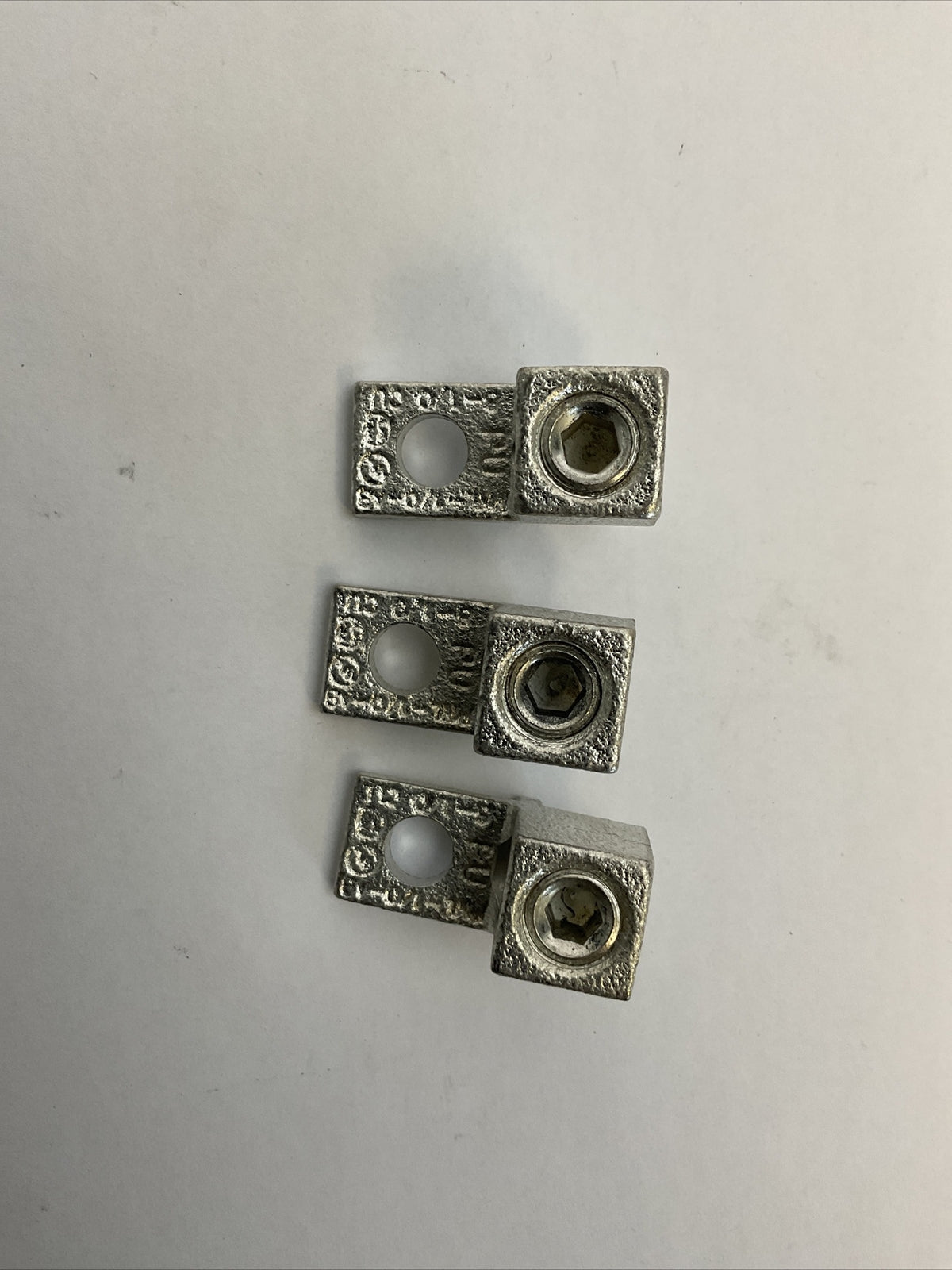 ALLEN BRADLEY 1494R-N2 SER A LUG CONNECTORS 100AMP