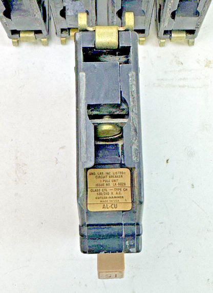 CUTLER-HAMMER **LOT OF 5** - CH115 - CIRCUIT BREAKERS - 1 POLE, 15 A, 240 VAC