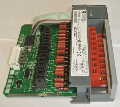 ALLEN-BRADLEY 1746-OA16 Series D SLC500 OUTPUT MODULE