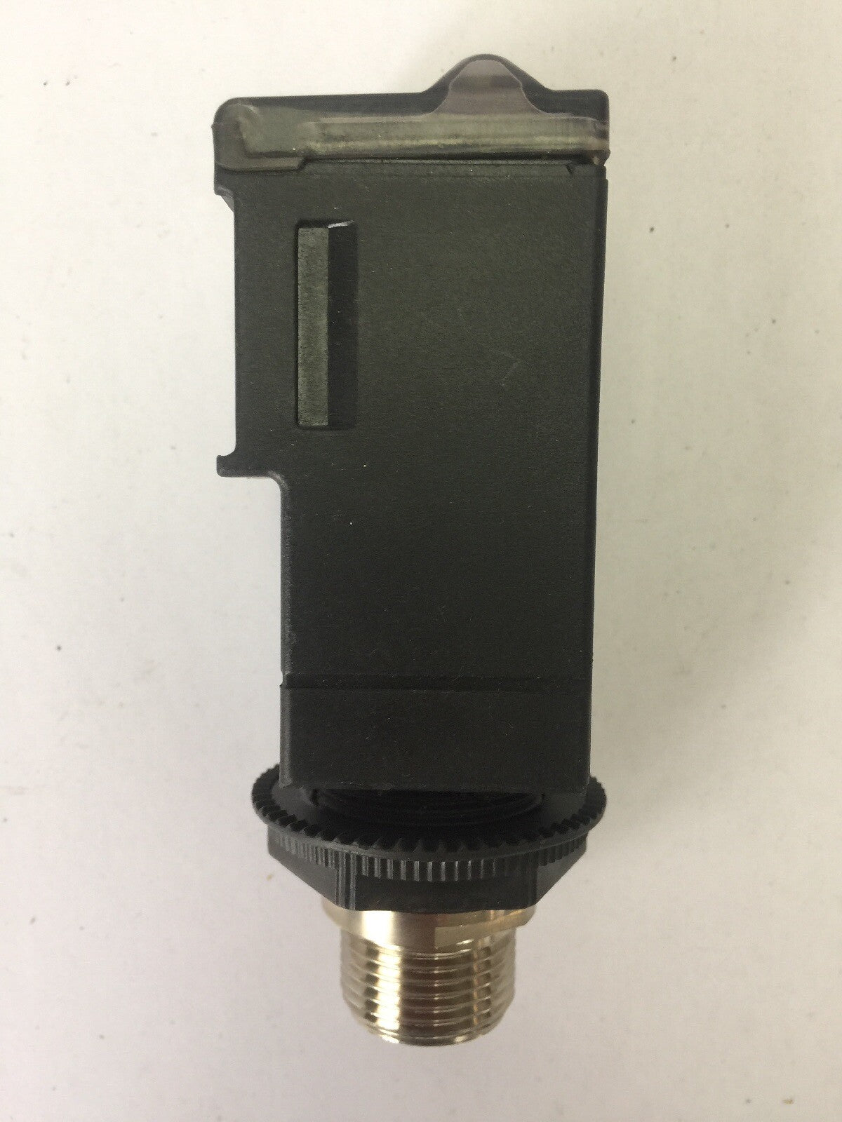 ALLEN BRADLEY 42GDP-9004-QD8 PHOTOSWITCH DIFFUSE DIAGNOSTIC SENSOR 90-264VAC