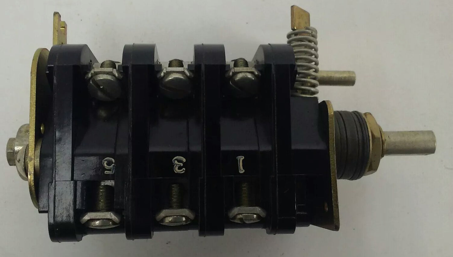 ALLEN BRADLEY BULLENTIN 806 J666731-1 SER. A, ROTARY PILOT SWITCH, 6 CIRCUITS