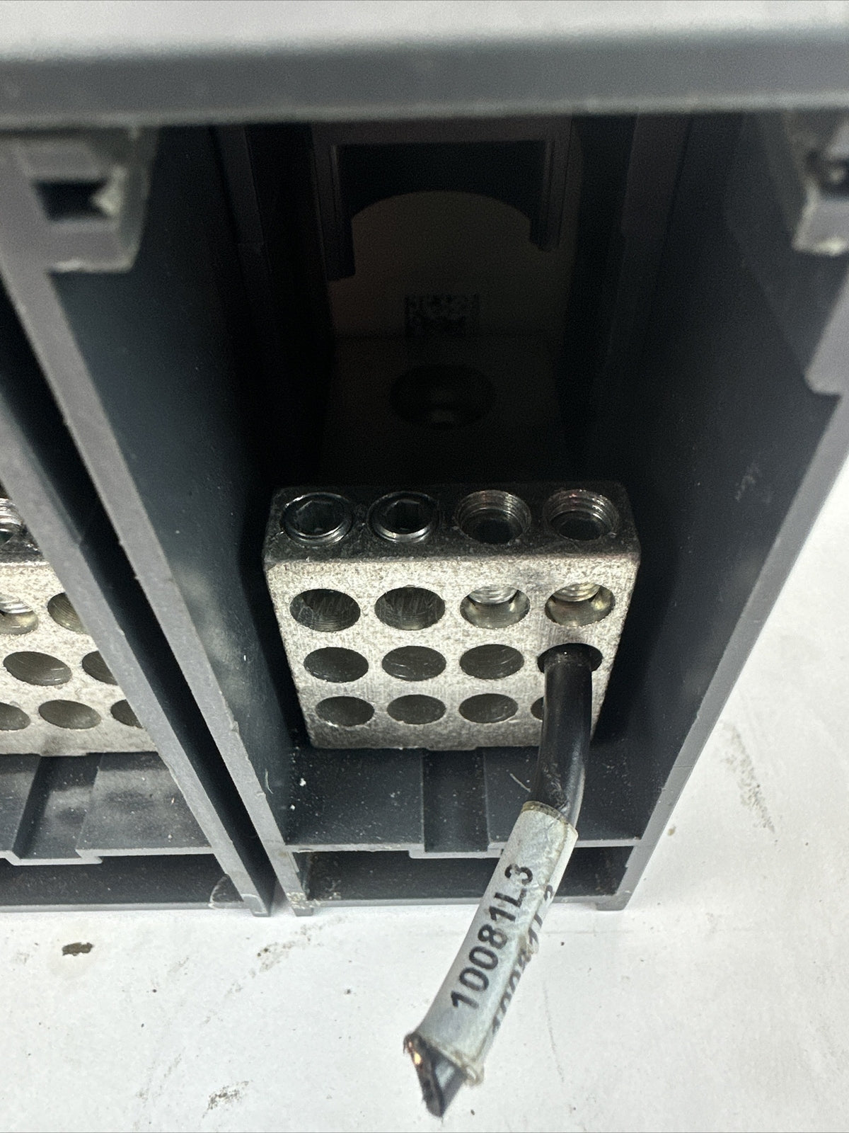 SQUARE D LJL36400U31X POWER PACT CURRENT LIMITING CIRCUIT BREAKER 600VAC 400A 3P