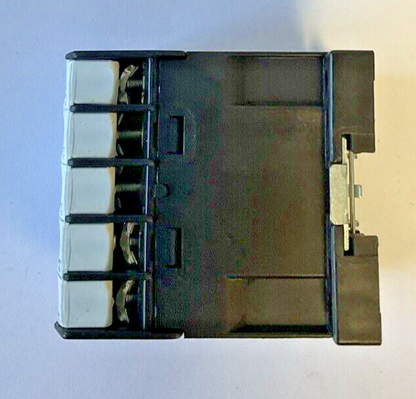 EATON DILER-40-G XTRM10A40 CONTACTOR 600VAC 250VDC ***LOTOF2***