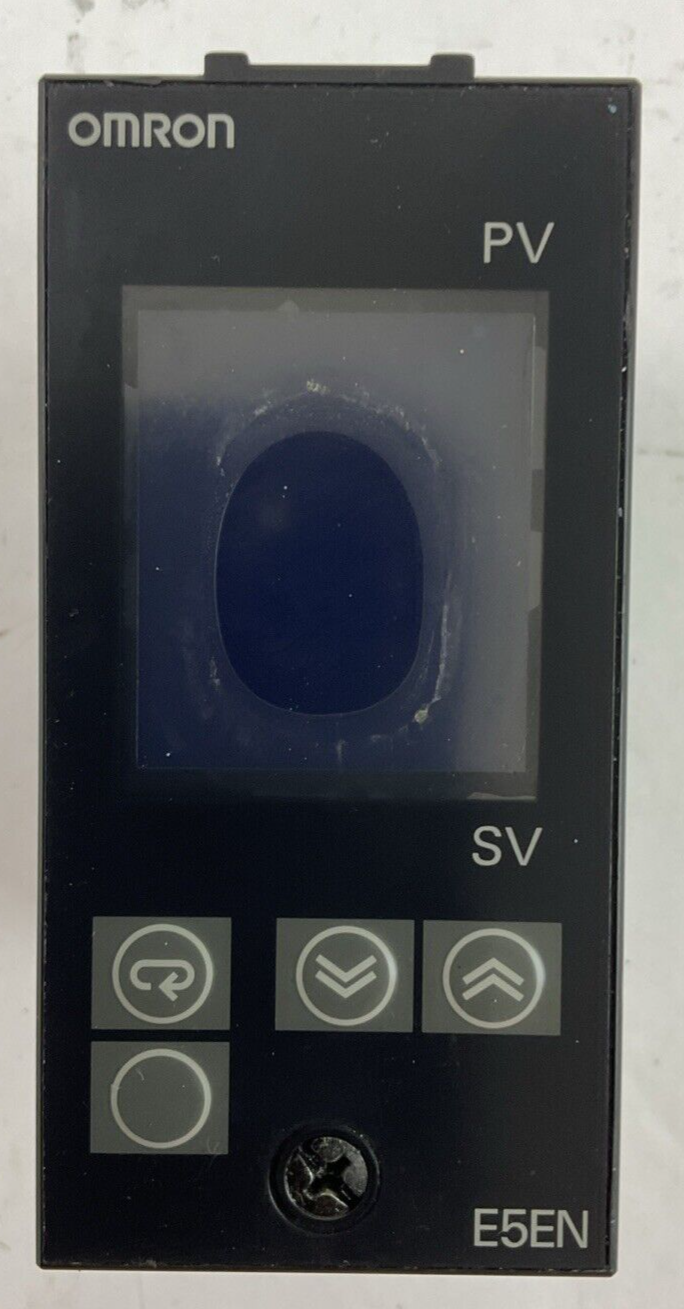 OMRON E5EN-R3MT-500 TEMPERATURE CONTROLLER 100-240VAC 50/60HZ 10VA