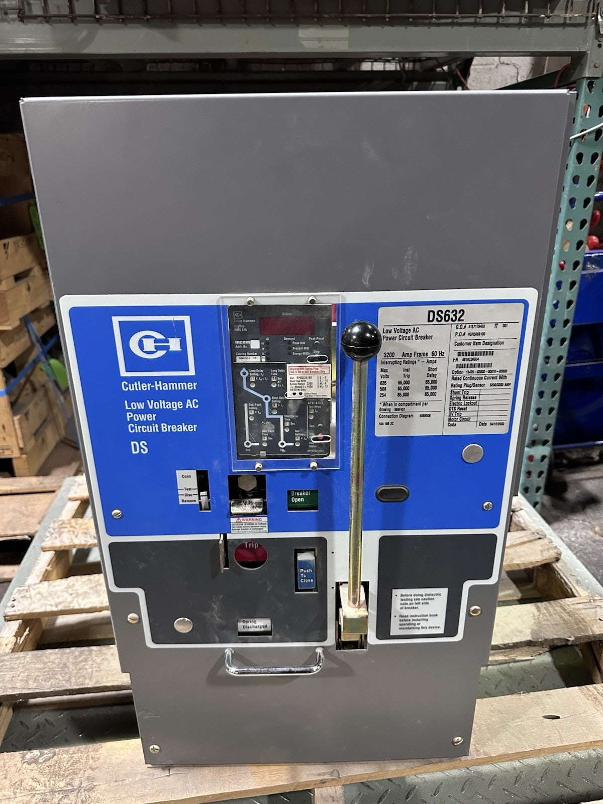 CUTLER HAMMER DS632 CIRCUIT BREAKER 3200 AMP 635V W/DIGITRIP RMS 810 S86LSIG (D)