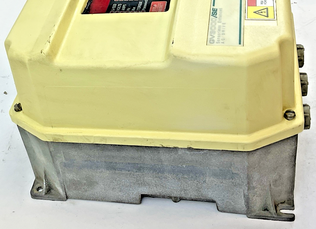 RELIANCE ELECTRIC GV333/SE 2V4460 AC DRIVE 460VAC 2HP 3PH 1.5KW V6.04
