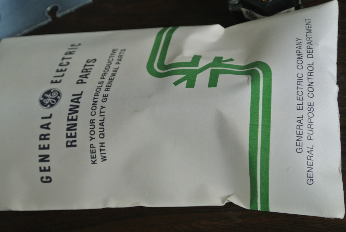 GE / GENERAL ELECTRIC CR305X150N INDICATING LIGHT KIT - SIZE 00-1 - NEW SURPLUS