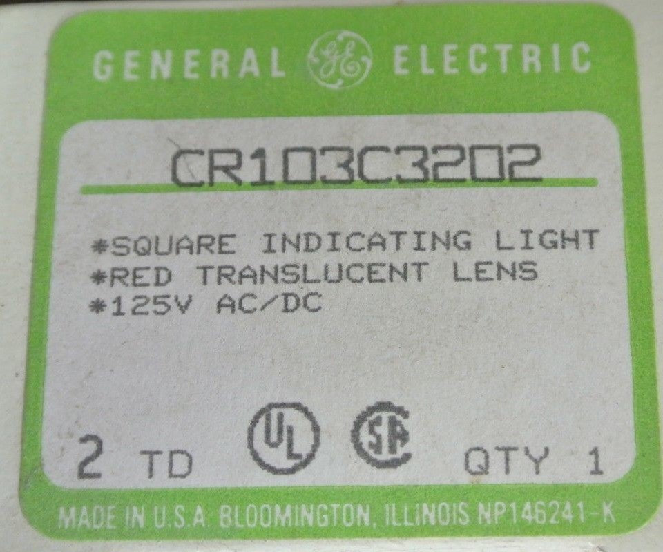 GE CR103C3202 - SQUARE INDICATING LIGHT - RED LENS - 125V AC/DC - NEW SURPLUS