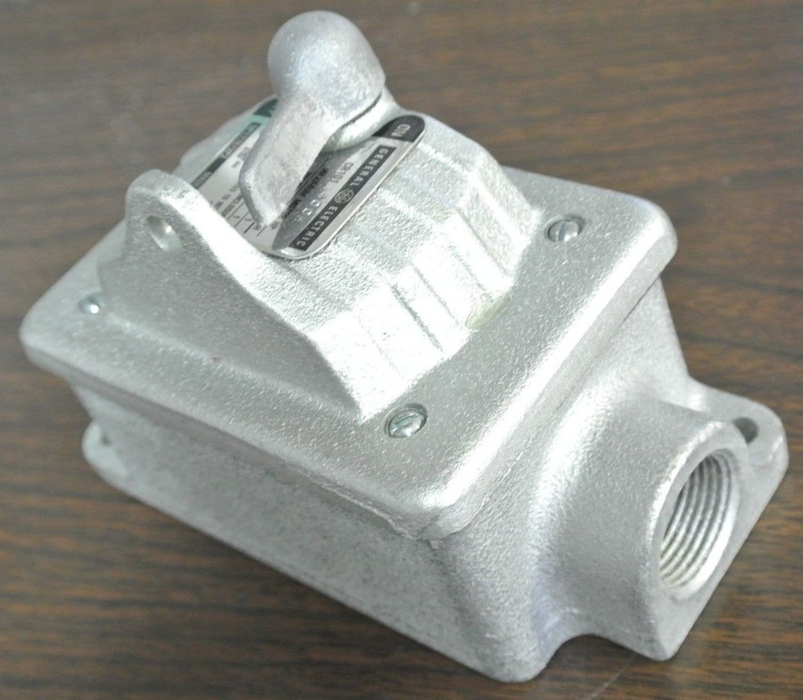 GE CR101H400H MANUAL MOTOR STARTER - SINGLE SPEED - 1HP, 115/230V - NEW SURPLUS