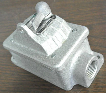 GE CR101H400H MANUAL MOTOR STARTER - SINGLE SPEED - 1HP, 115/230V - NEW SURPLUS