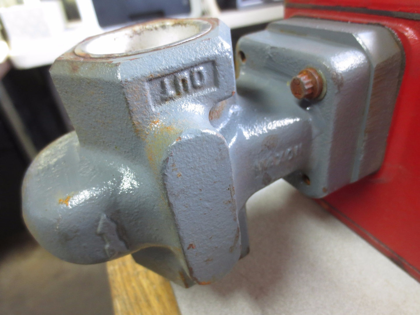 MAXON ATMOSPHERE GAS CONTROL VALVE - 1-1/4" 100psi, for ENDOTHERMIC FLUID 120V