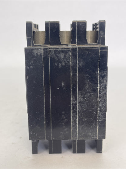 SQUARE D QOU315 CIRCUIT BREAKER 15AMP 240VAC 3POLE