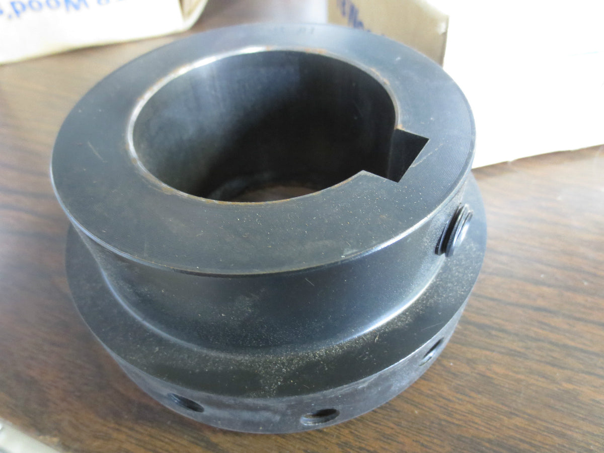 T.B. WOOD'S WE20H238 TIRE COUPLING HUB 2-3/8" BORE w/ KEYWAY - NEW SURPLUS