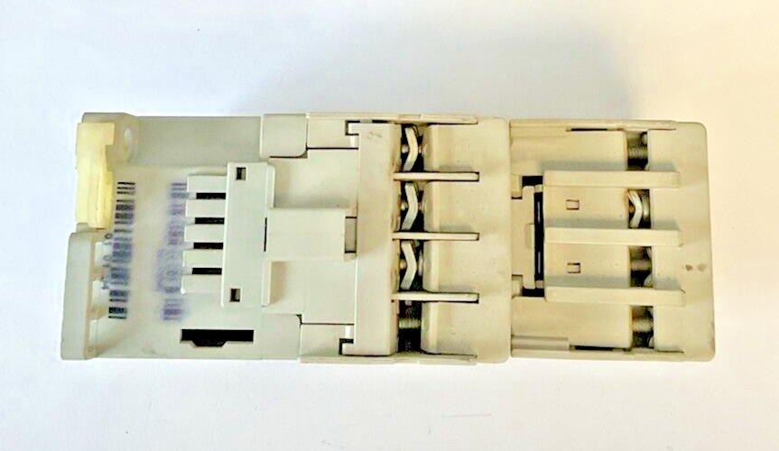 ALLEN BRADLEY 100-C09E*10 SER.A CONTACTOR W/ 100-F  AUX CONTACT
