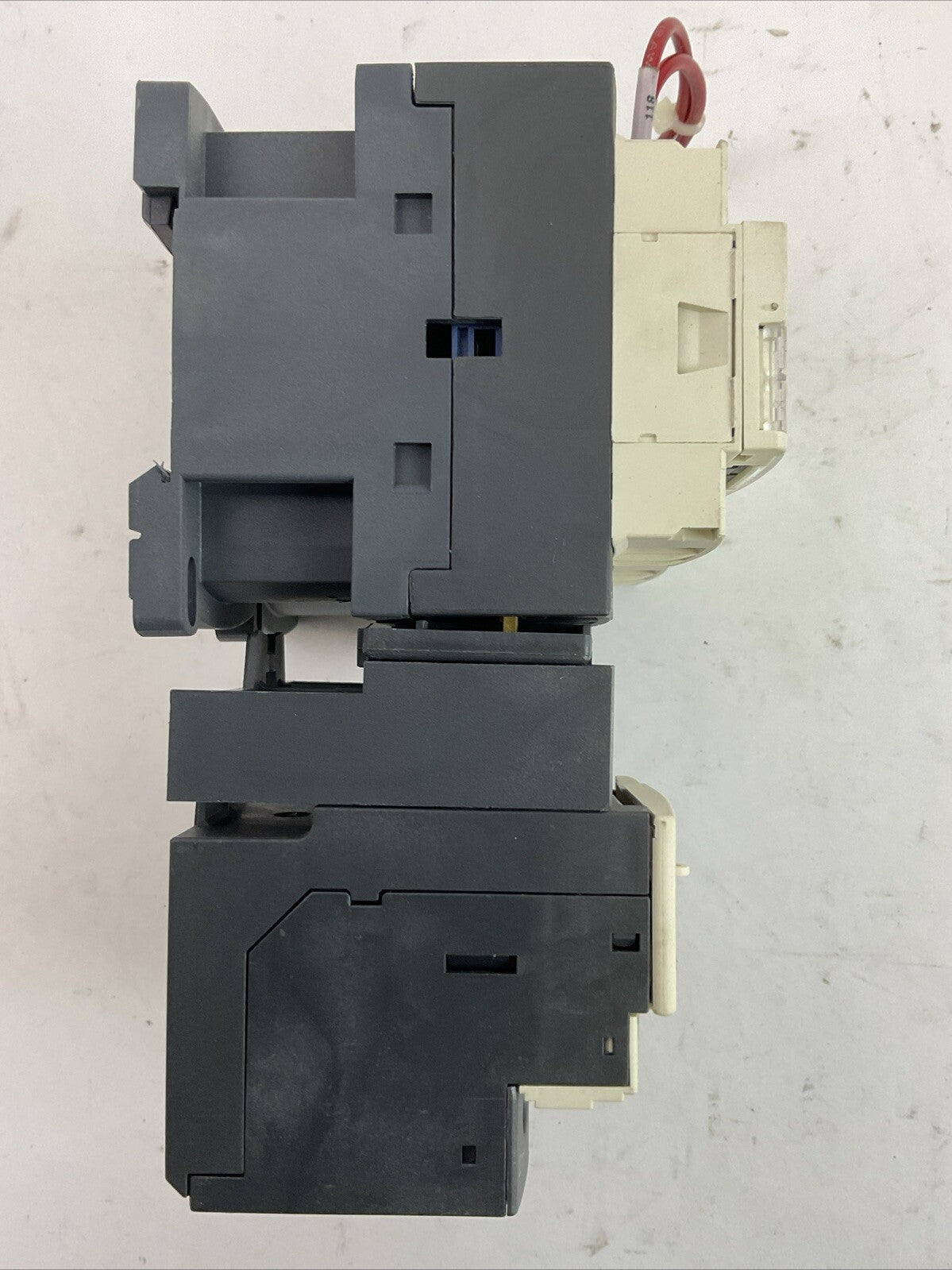 SCHNEIDER ELECTRIC REVERSING STARTER (LC1D09(2) CONTACTOR+LRD07 RELAY) 120V COIL
