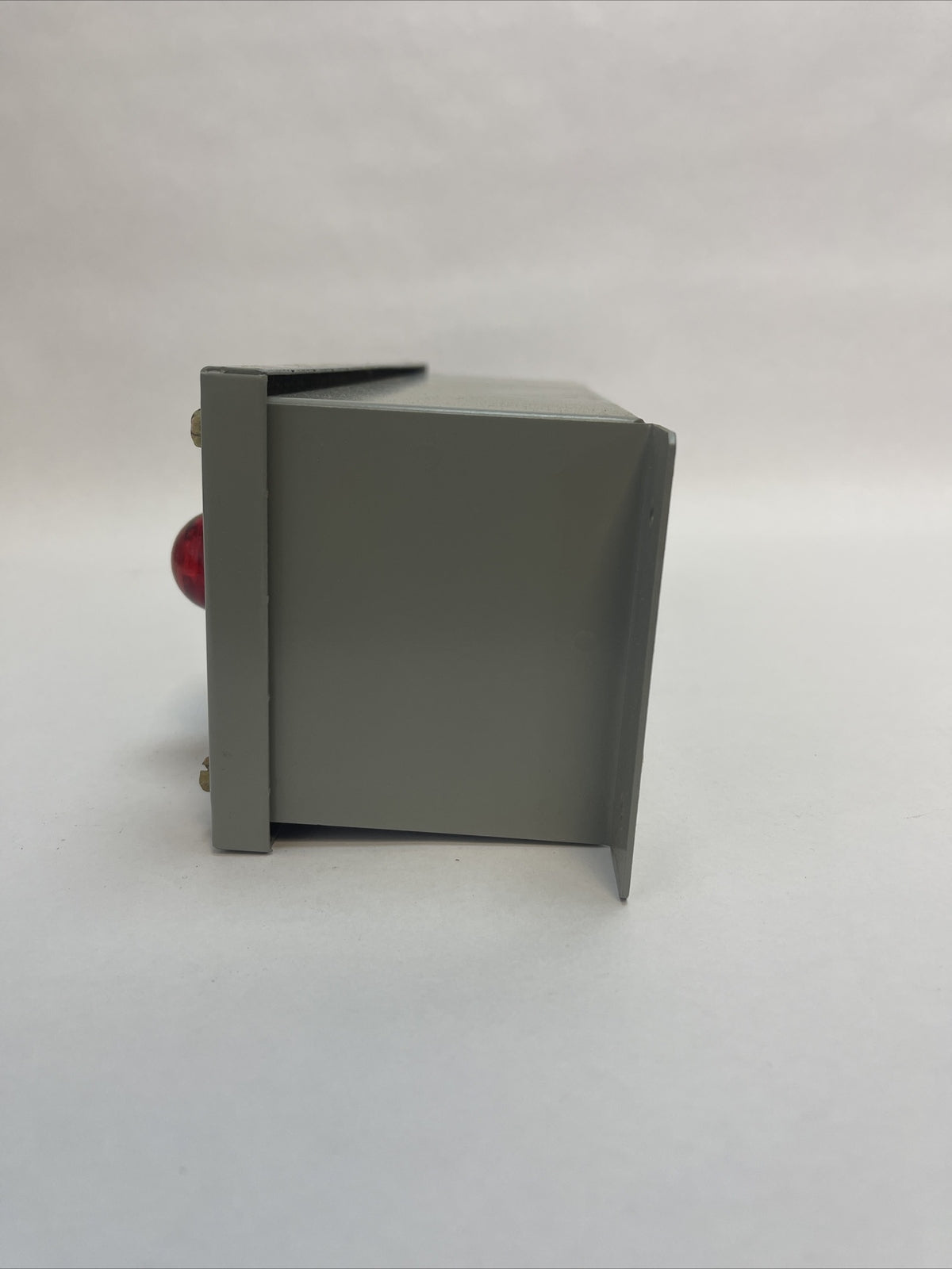 WESTINGHOUSE PB1ES4UVCA PUSH BUTTON STATION 120V TYPE 13 SHEET STEEL ENCLOSURE