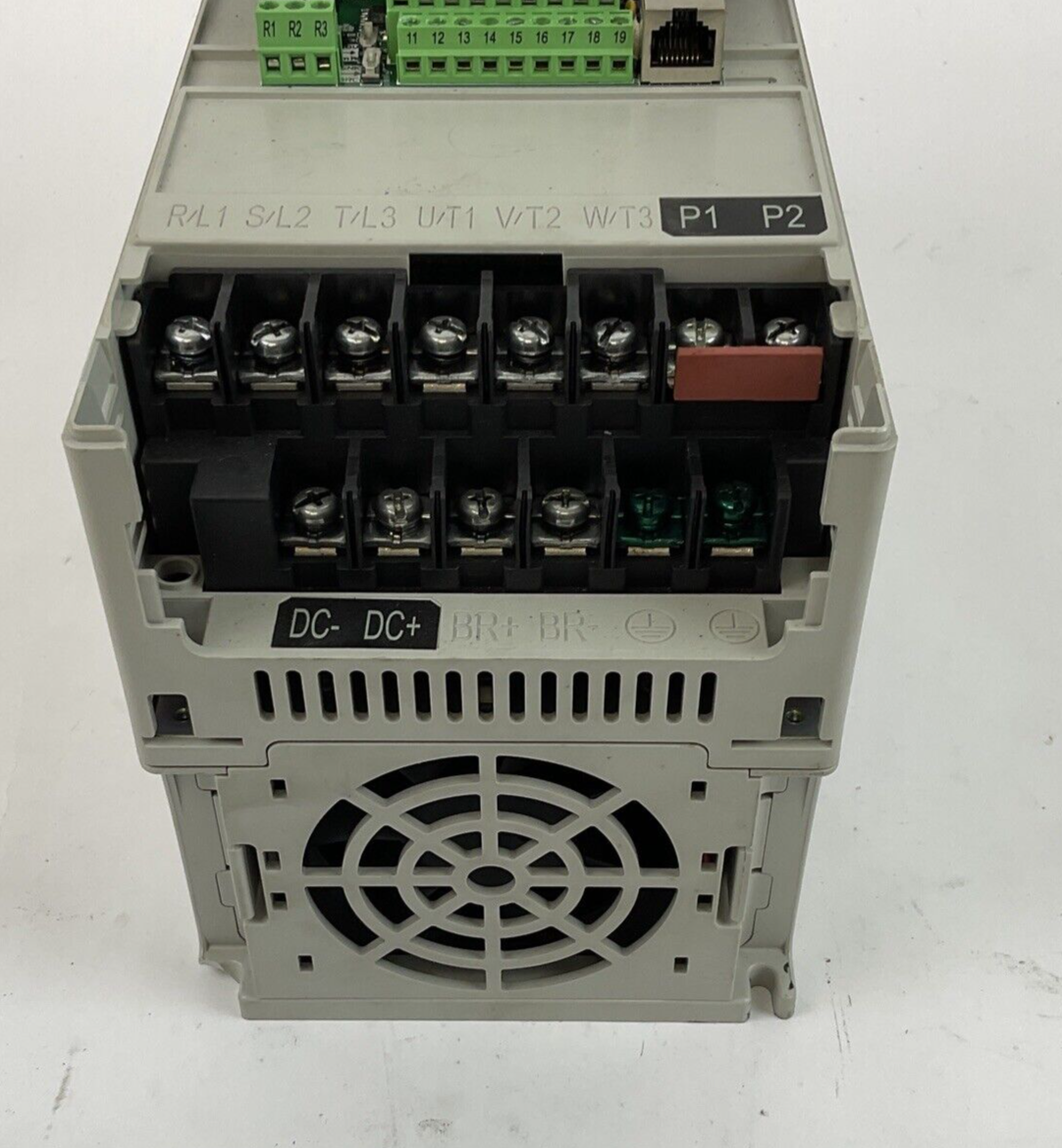 ALLEN BRADLEY 22B-E9P9N104 AC DRIVE 7.5HP 600V FRN6.01 11.2A 3PH