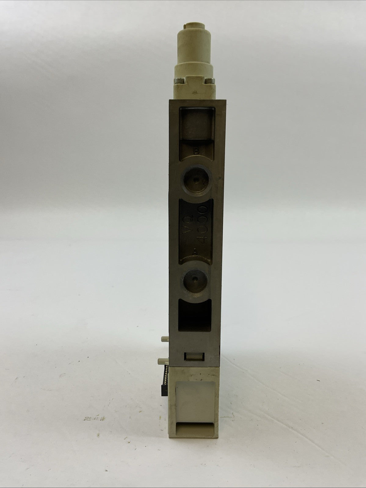 SMC SOLENOID VALVE ARBQ4000-N0 VQ 4000