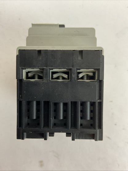 ALLEN BRADLEY 140M-C2E-B63 SER C MOTOR CIRCUIT BREAKER 4.0-6.3A 140M-C-AFA11