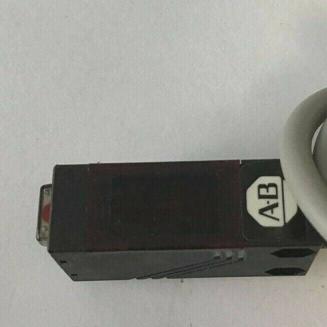 ALLEN BRADLEY 42KC-E2LPTP-A2 PROXIMITY SWITCH SER.A 12-24VDC