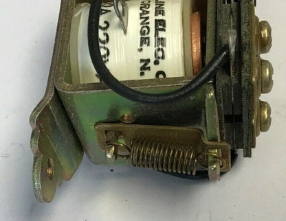 LINE ELECTRIC LR2A RELAY 2N.C. 220VAC