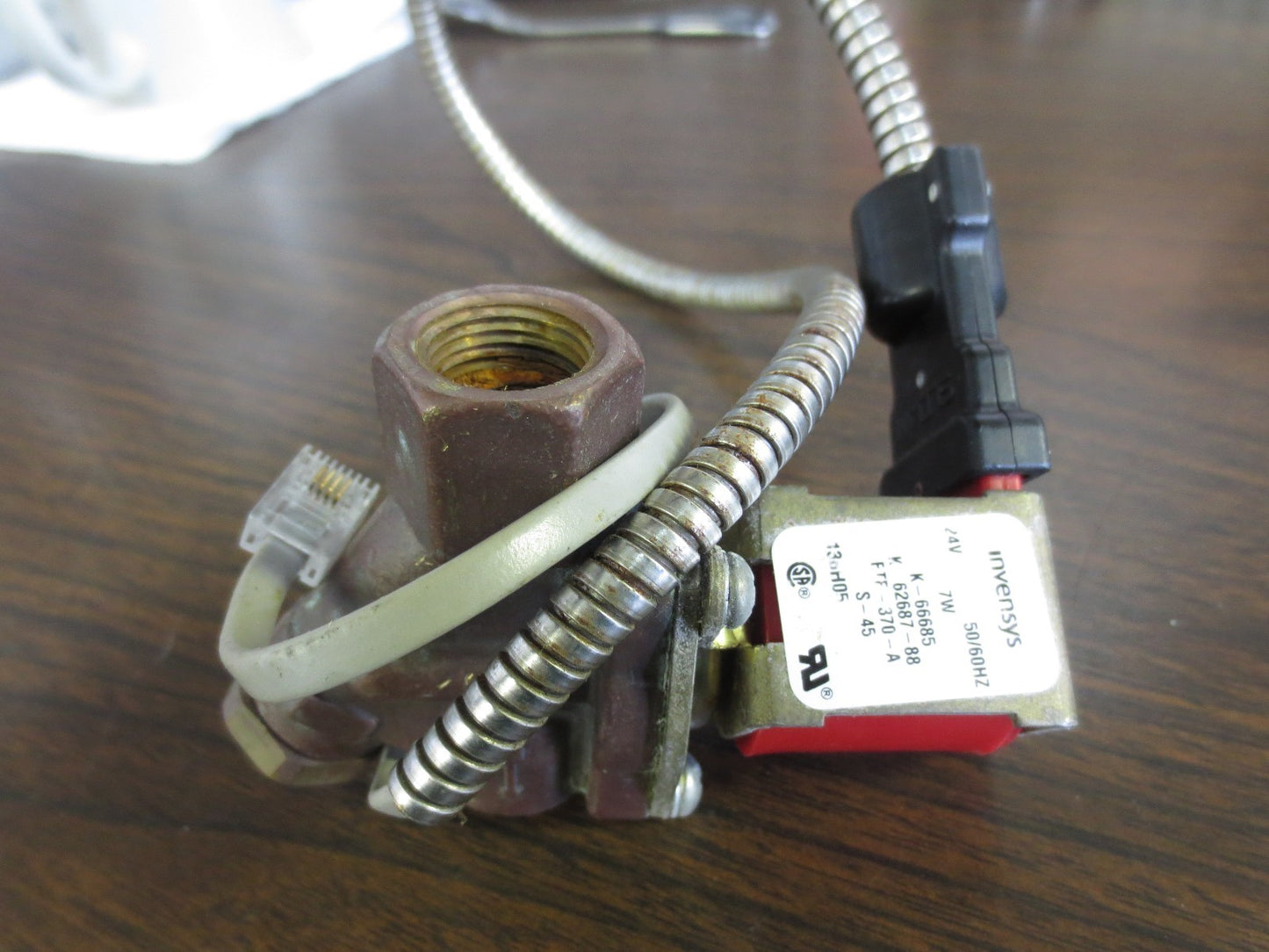 SLOAN / INVENSIS K-66685 ENERGY CONSERVING WATER VALVE - 3/8-18 FNPT