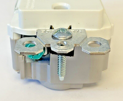 LEGRAND 2097W GFCI DUPLEX RECEPTACLE 20A 125VAC 60HZ RADIANT****LOTOF5****