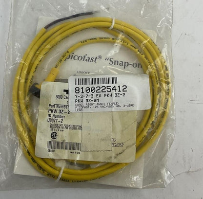 TURCK PKW 3Z-2 RIGHT ANGLE CORD FEMALE 125VAC/DC 4A ***LOTOF4***