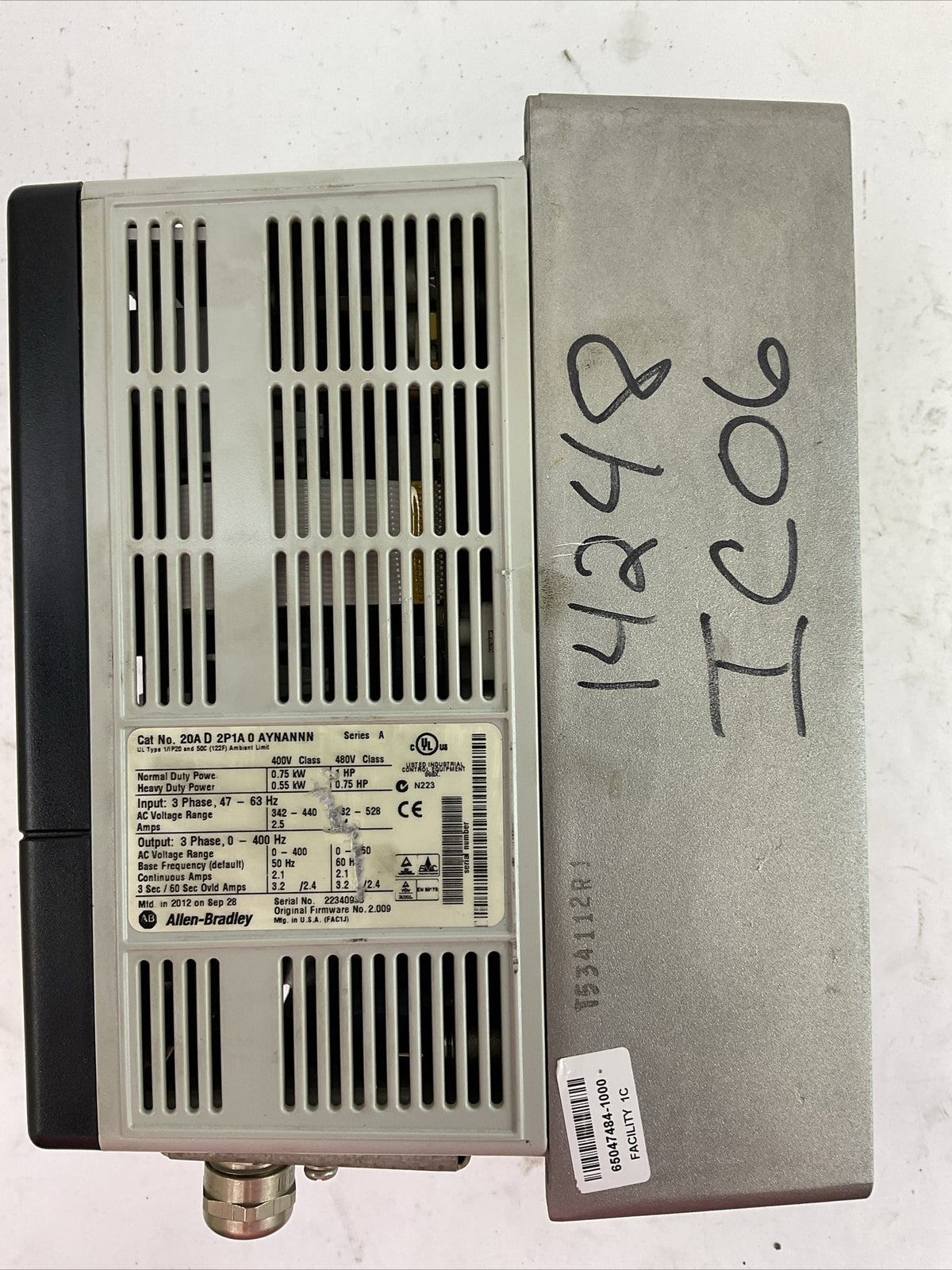 ALLEN BRADLEY 20AD2P1A0AYNANNN SER A FW 2.009 AC DRIVE