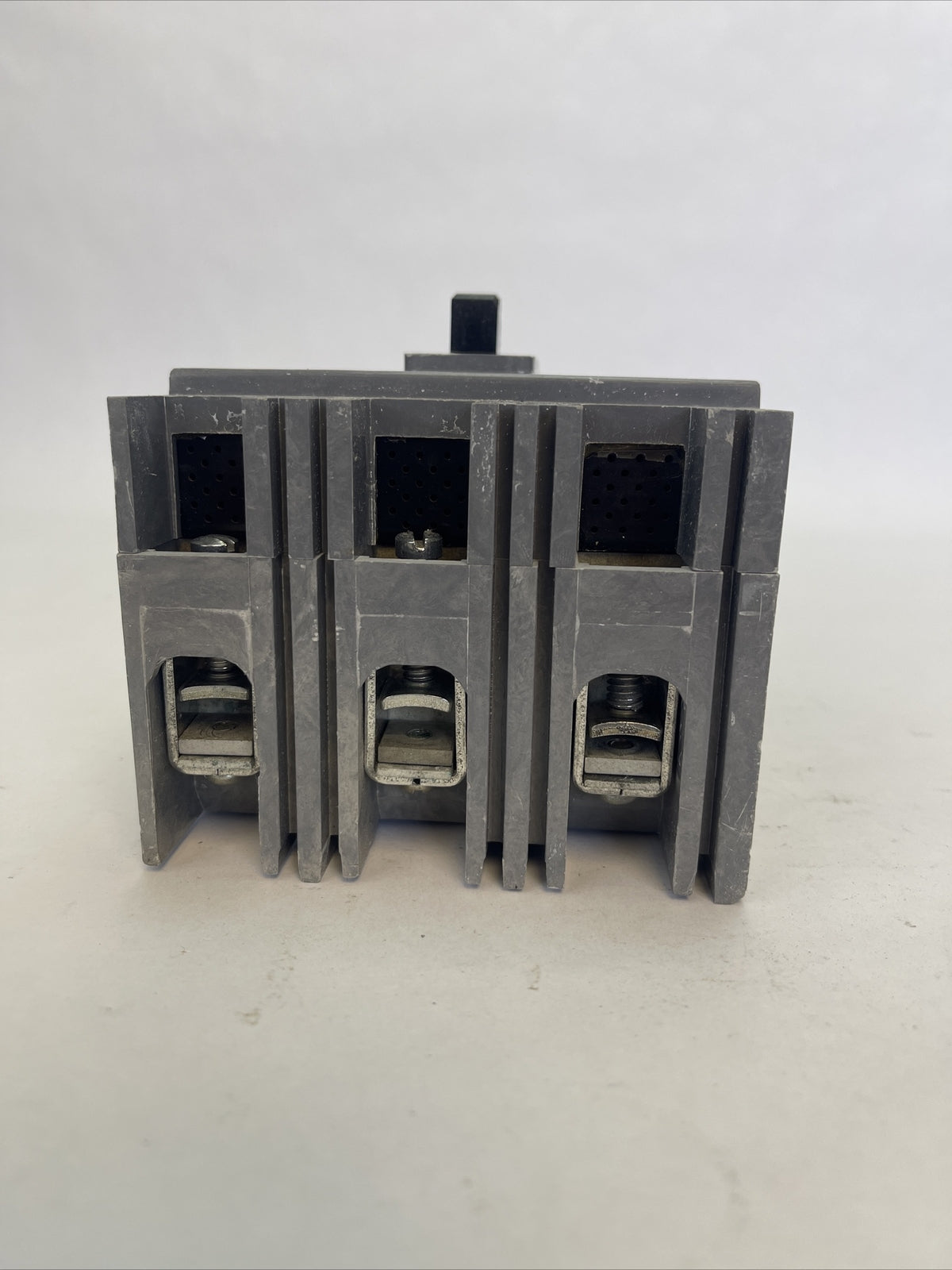 WESTINGHOUSE HFA3070 CIRCUIT BREAKER 70AMP 600VAC 3POLE