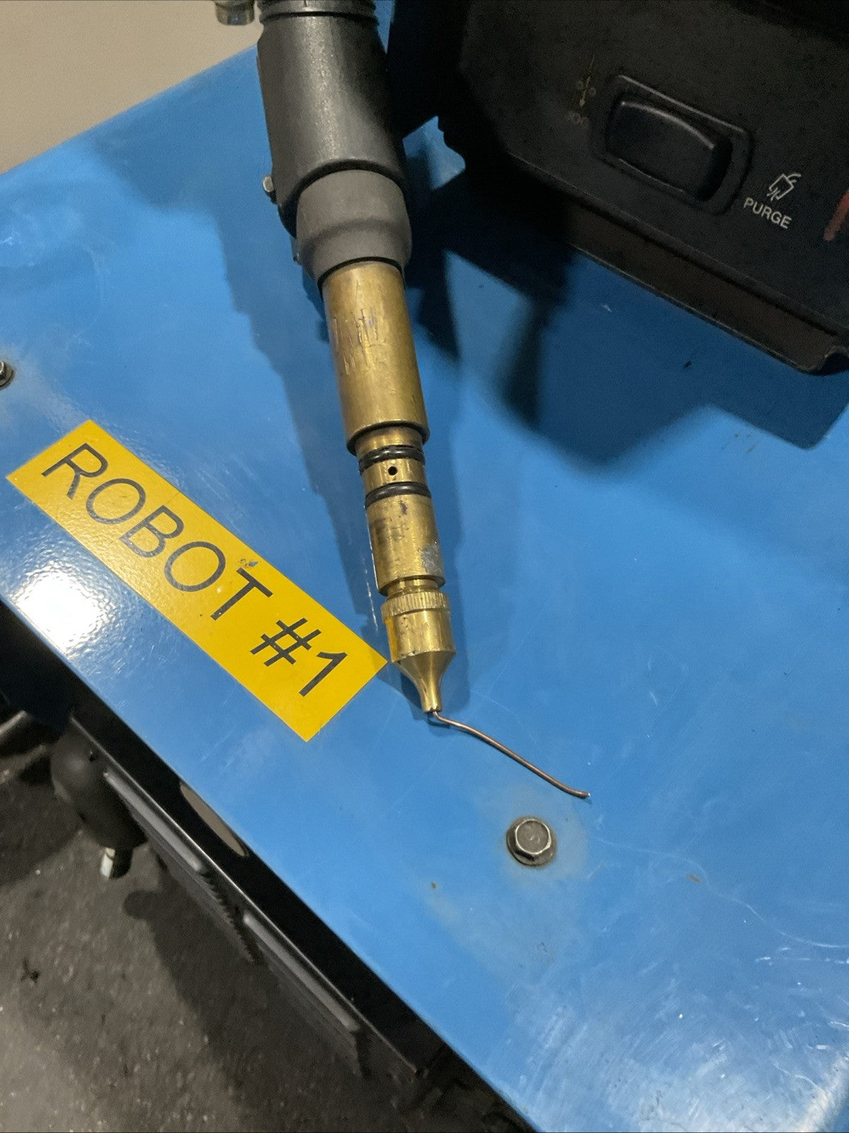 YASKAWA YR-MH00005-E10 WELDING DX100/MH5 TYPE ERDR-MH00005-B32 3PH 480V 50/60HZ