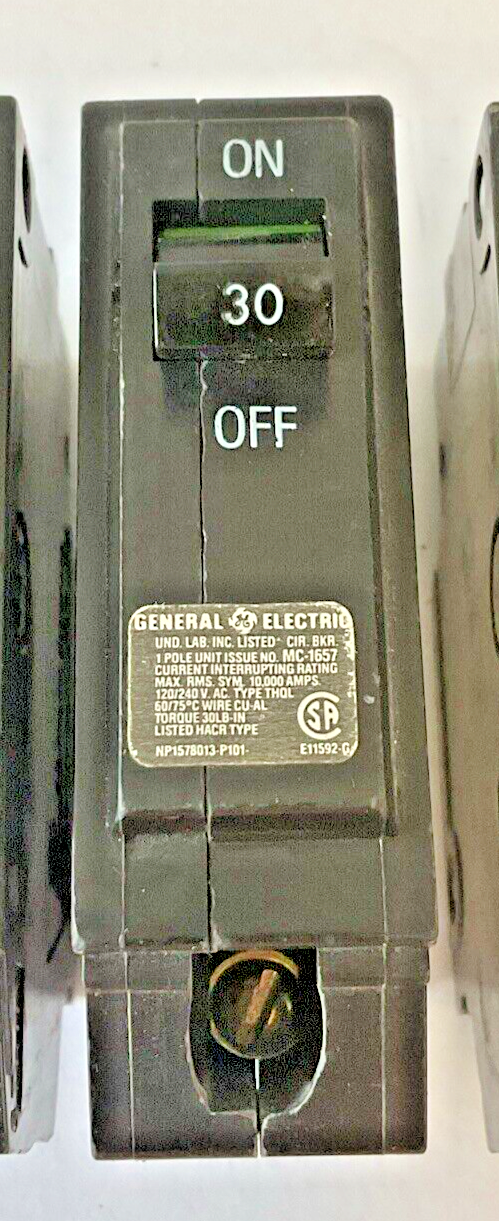 GENERAL ELECTRIC THQL1130 (2X), THQL1120 CIRCUIT BREAKER 120/240VAC**LOTOF3**
