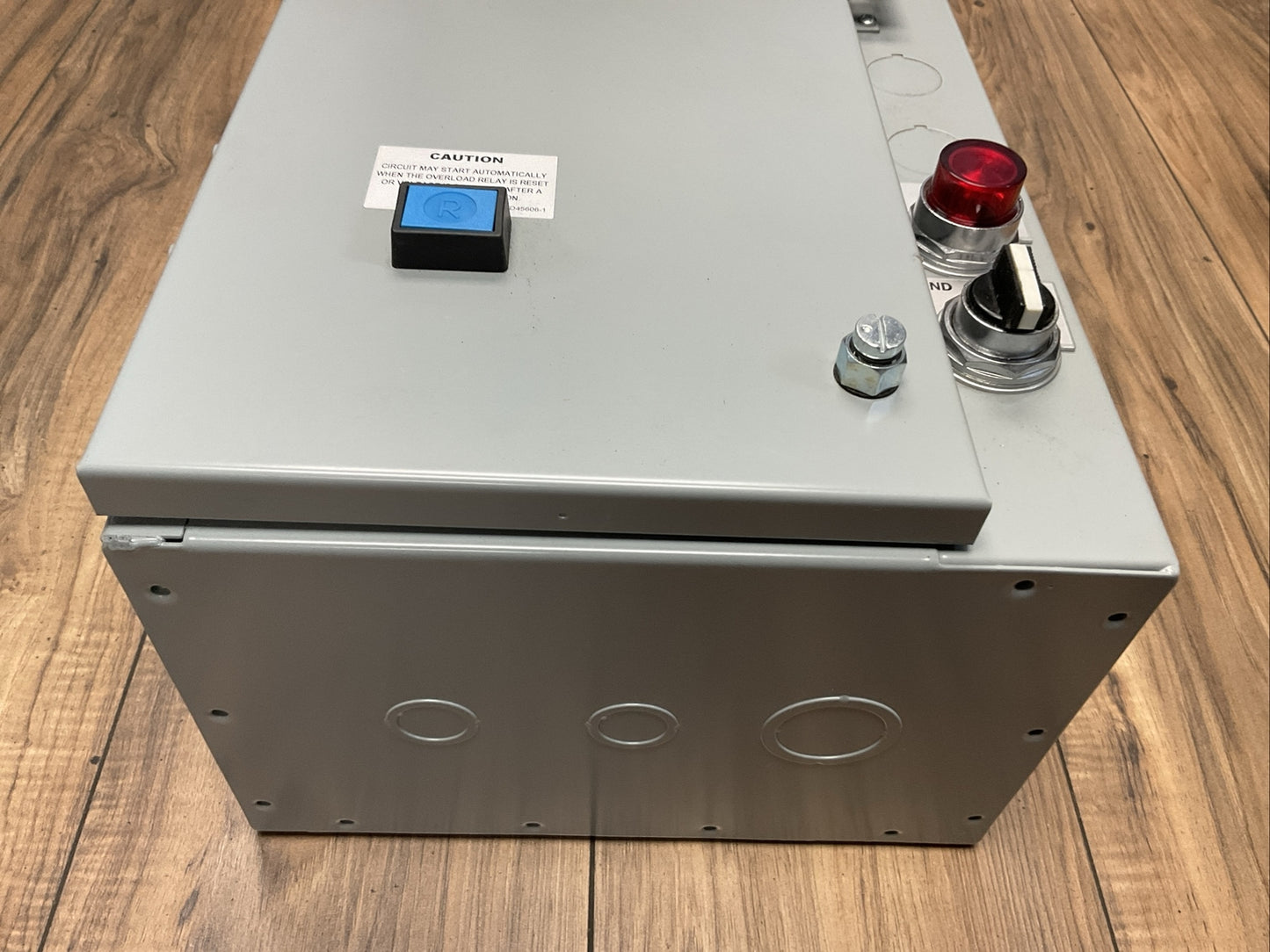 SIEMENS 17DUD92BF11 FUSIBLE COMBINATION STARTER 600VAC 30A 3PH 10HP COIL 120VAC