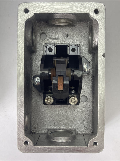 CLARK CONTROL 2A2 STOP PUSH BUTTON 600V TYPE C OIL TIGHT ENCLOSURE BUL. 100