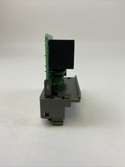 KOYO / AUTOMATIONDIRECT Z-8TR1 OUTPUT RELAY ***MISSING PLASTIC COVER***