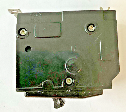 SQUARE D QOM330 CIRCUIT BREAKER 240VAC 22KA 3POLE