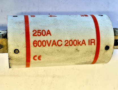 FERRAZ SHAWMUT A60X250-4 FUSE FORM101 250A 600VAC 200KA