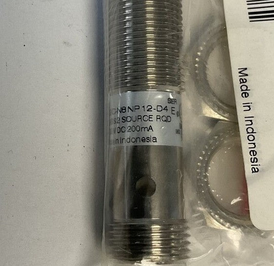ALLEN BRADLEY 872C-N8NP12-D4 INDUCTIVE PROXIMITY SENSOR SER.E 30VDC