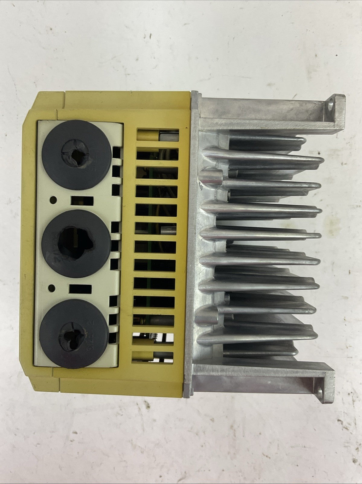 YASKAWA CDBR-4045B BRAKING UNIT INPUT 510-660V 18A