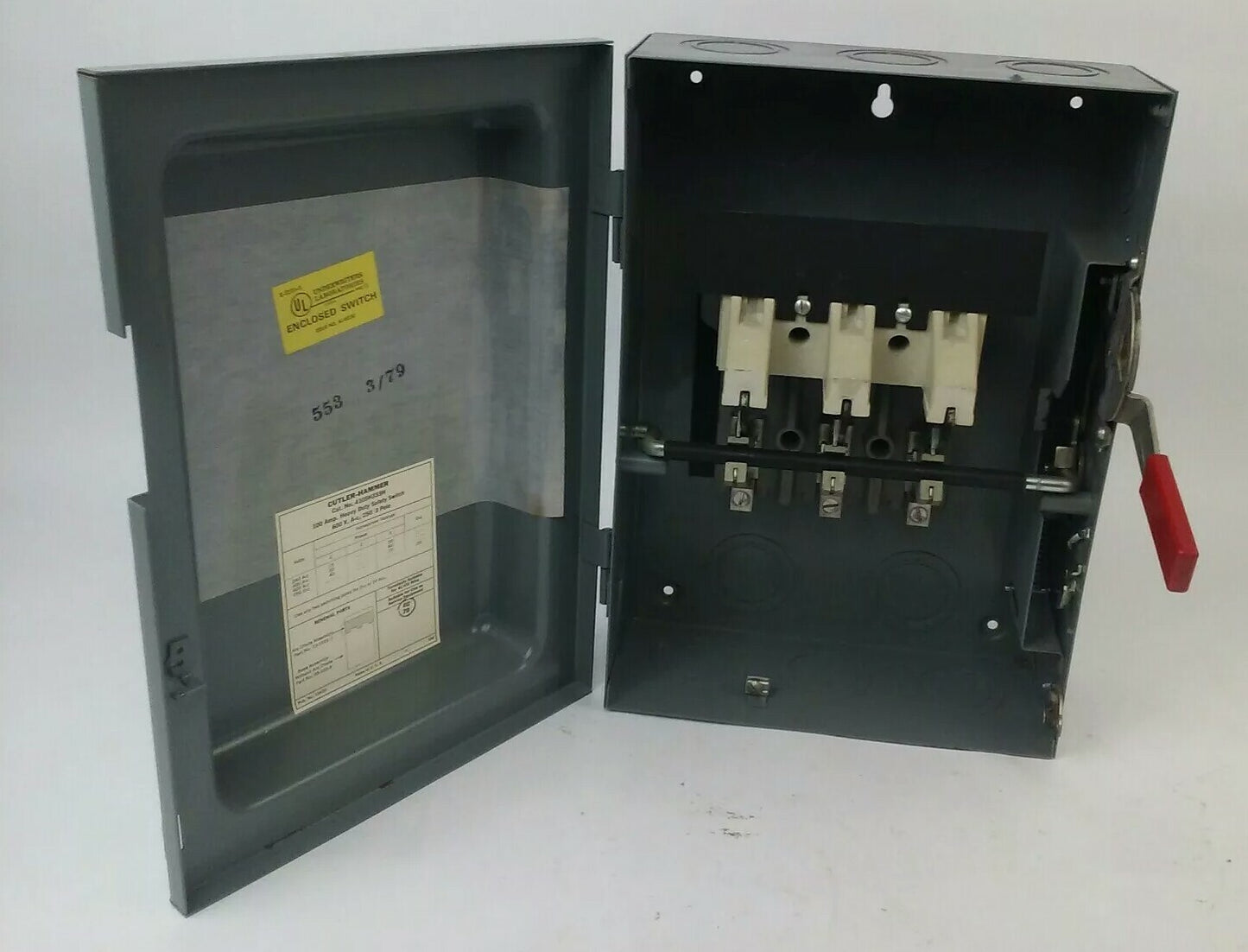 CUTLER HAMMER 4105H333H NON FUSIBLE HD SAFETY SWITCH 3P 100A 600VAC/250VDC 75HP
