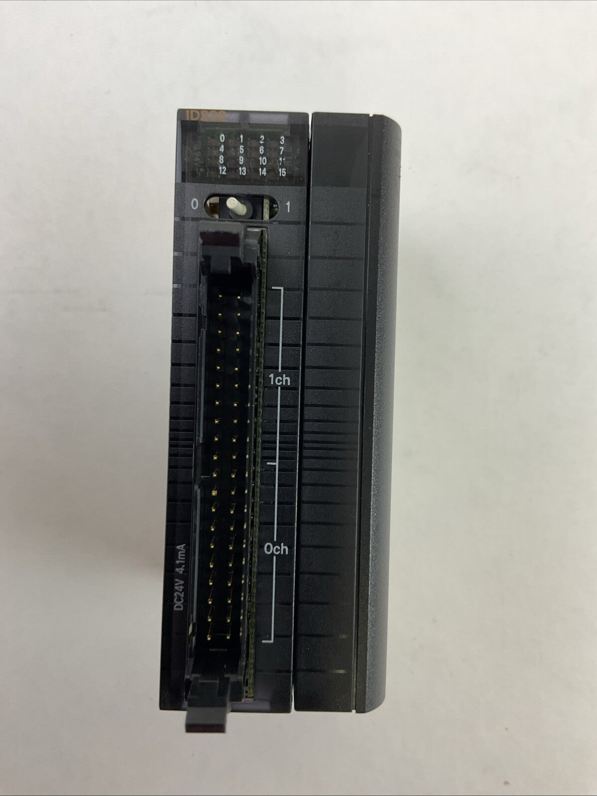 OMRON CJ1W-ID232 INPUT UNIT 24VDC 4.1mA CJ1W-TER01 END CAP