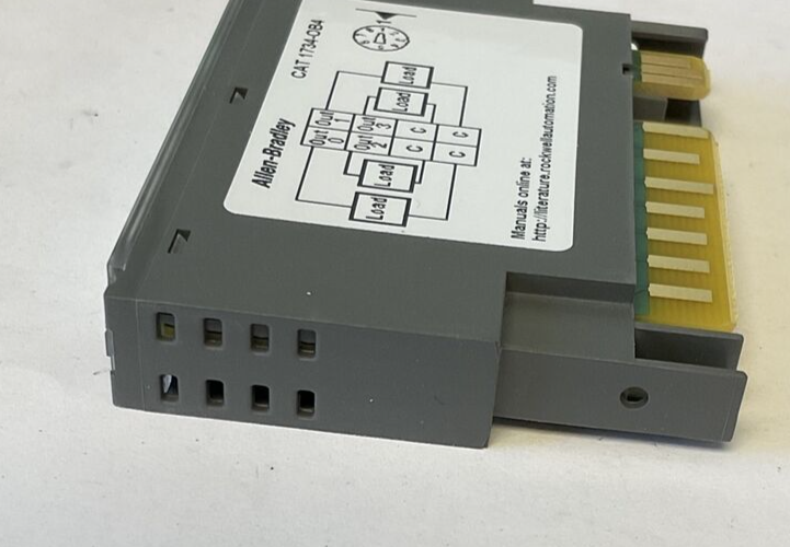 ALLEN BRADLEY  1734-OB4 OUTPUT MODULE SER.C FW3.022 5VDC 75MA