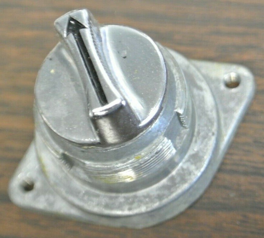 G.E. CR2940YB200A H.D. OILTIGHT SELECTOR SWITCH 2-POS. OPERATOR / NEW SURPLUS