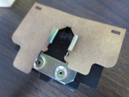 GENERAL ELECTRIC CR205X100A AUXILIARY CONTACT KIT - 1 N.O. - NEW SURPLUS
