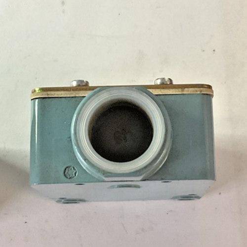 TELEMECANIQUE ZCKL1 LIMIT SWITCH BODY 240V 3A