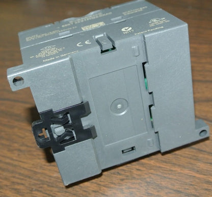 SIEMENS 6ES7 223-1PH22-0XA0  DIGITAL INPUT MODULE 8x24VDC, 15-30V  NEW SURPLUS